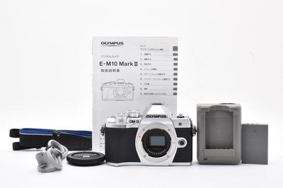 Olympus OM-D E-M10 Mark III Spiegellose Kamera Body aus JAPAN