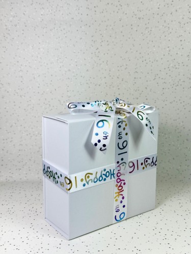 Cinta de aluminio con estampado blanco y arco iris de feliz 16 cumpleaños para pasteles de cumpleaños - Imagen 14 de 29