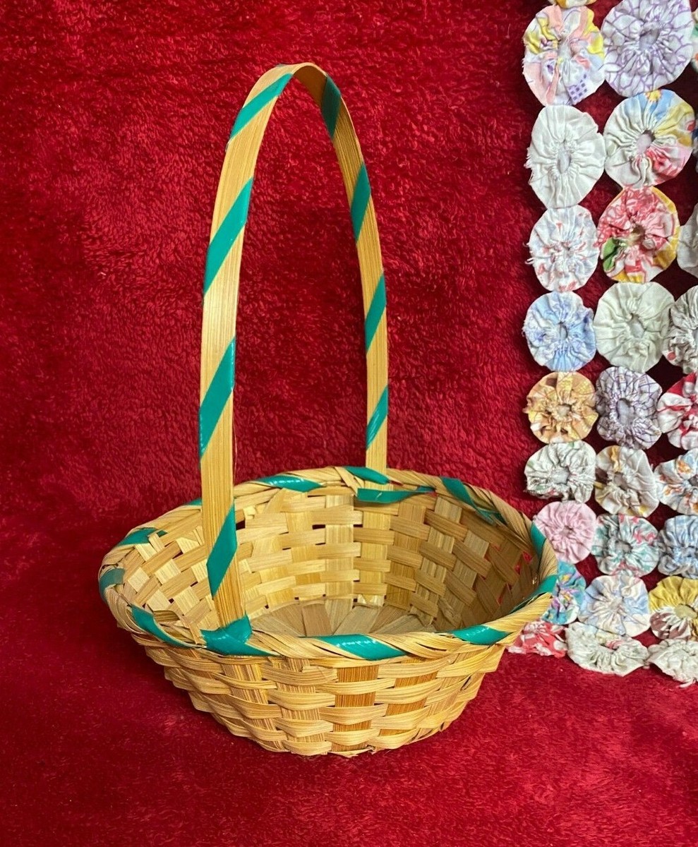 Small Round Basket with Green Plastic Design | eBay