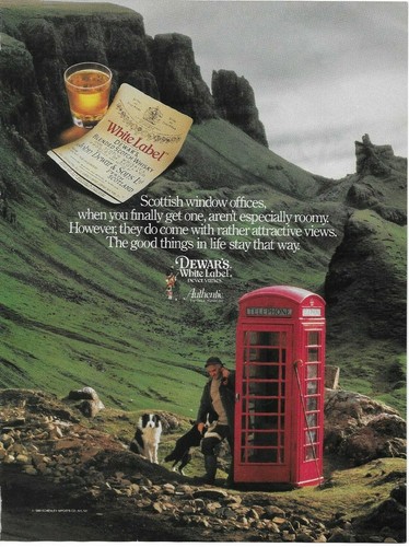 1989 Dewar's White Label Remote Red Phone Booth Dogs Original Color Print Ad