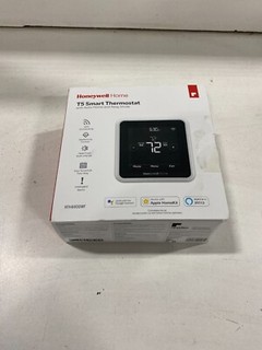 Honeywell Home T5 Wi Fi Smart Thermostat RTH8800WF (OB2)