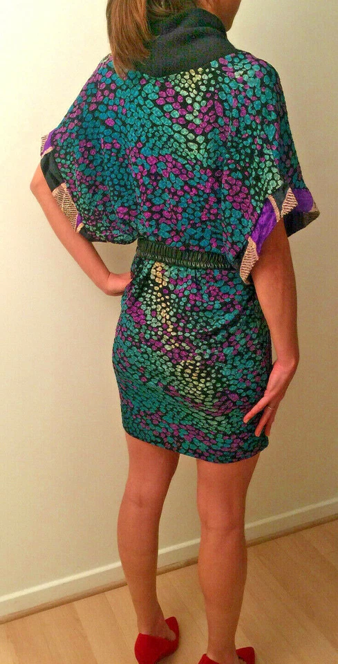 Nuevo con etiquetas Vestido Custo Barcelona "Lunares de Vestido de Lunares" Talla S Cinturón Púrpura Negro Teal Dorado Foto 2 de 4