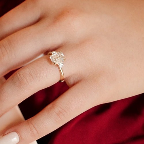Solid 14k Yellow Gold 2.20 Ct IGI Lab Grown Emerald Cut Diamond Wedding Ring - Picture 7 of 14