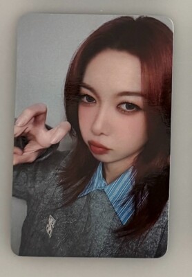 DREAMCATCHER 7 Doors of Christmas: A Lucky Encore TRADING CARD VER