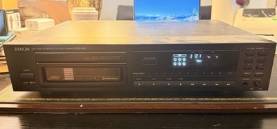 Denon DCM-444 PCM Audio Technology/CD Auto Changer Player