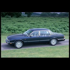 Photo A.011550 DAIMLER SUPER V8 1998