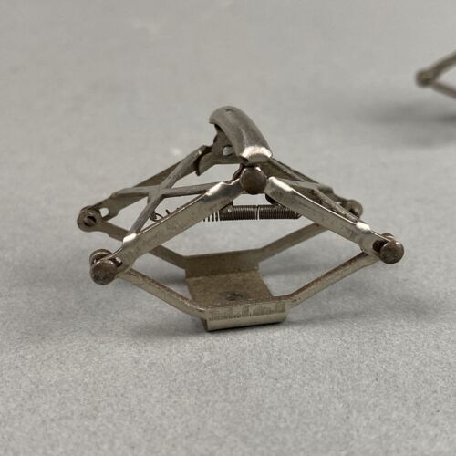 Marklin Vintage Pair of Pantographs for Electric Locomotives RS 800 / HS 800 - 第 2/8 張圖片