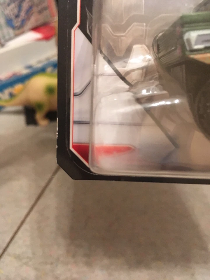 ¡Muy difícil de encontrar! Coche personaje Hot Wheels Thanos Marvel’s Avengers 2019 Foto 2 de 4