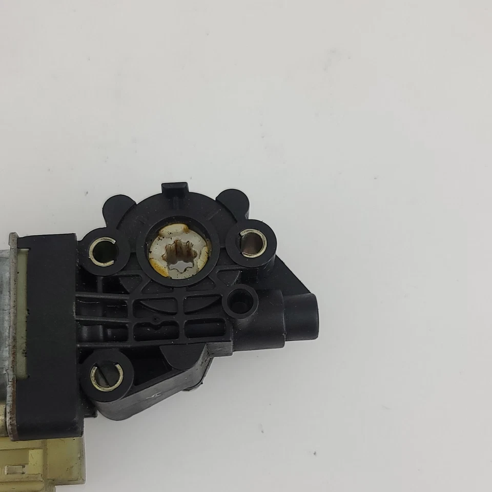 2003 Fits Bmw 745Li E66 Rear Door Sun Shade Motor Set Oem - Image 2 of 4