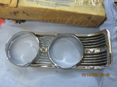 NOS 1969 FORD GALAXIE XL LTD COUNTRY SQUIRE HEADLIGHT BEZEL LH side C9AZ-13064-A