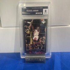 1998 Upper Deck Michael Jordan Bronze /100 graded 8 230f (B032) 