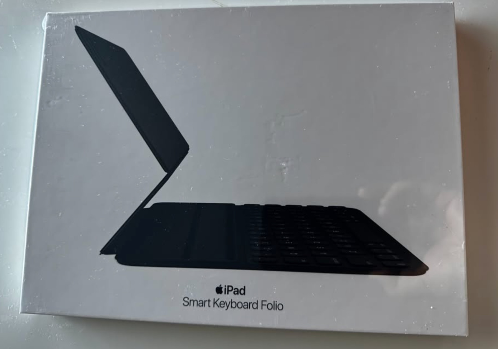 New, Apple Smart Keyboard Folio for 11-inch iPad Pro, US English