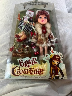 2005 Bratz Campfire Phoebe Doll NIB NRFB Vintage MGA Rare HTF Box Wear