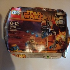 LEGO Star Wars 75089 Battle of Geonosis Trooper Set (Damaged/Crushed Box) Sealed