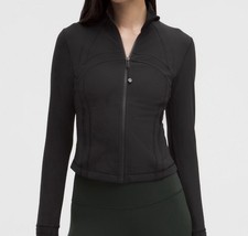 Lululemon Women's Define Cropped Jacket black - Size 4