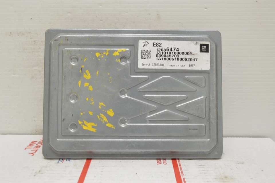 Unidad de módulo de control del motor Chevrolet Colorado 12686474 2017-2022 Ecm I73 011 Foto 2 de 4