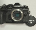 Olympus OM-D E-M1 Mark III Micro Four Thirds. Black Body - Shutter Count 32k