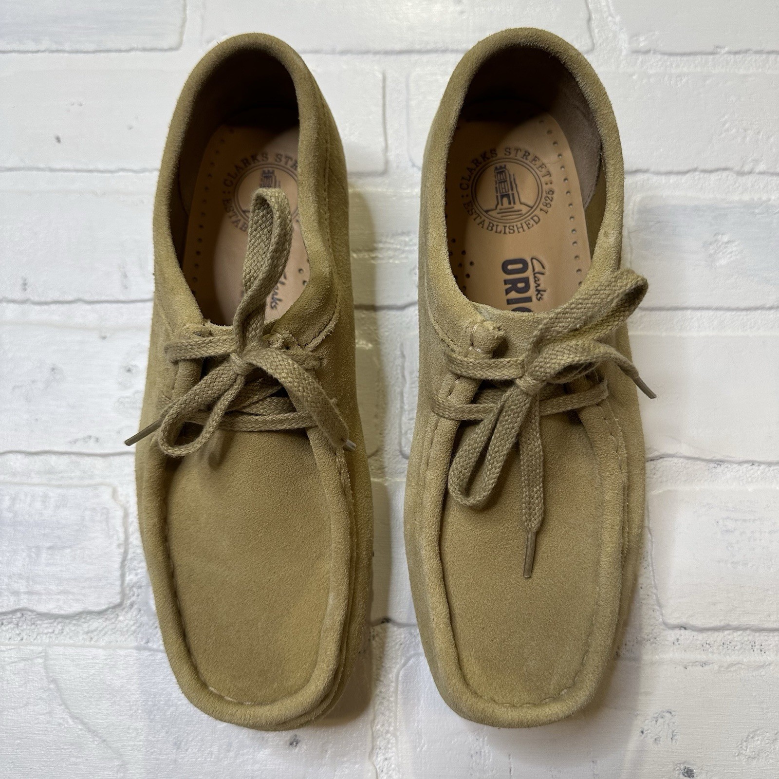 Clarks Original Wallabee Suede Tan Khaki Leather Shoes Women’s size 6.5