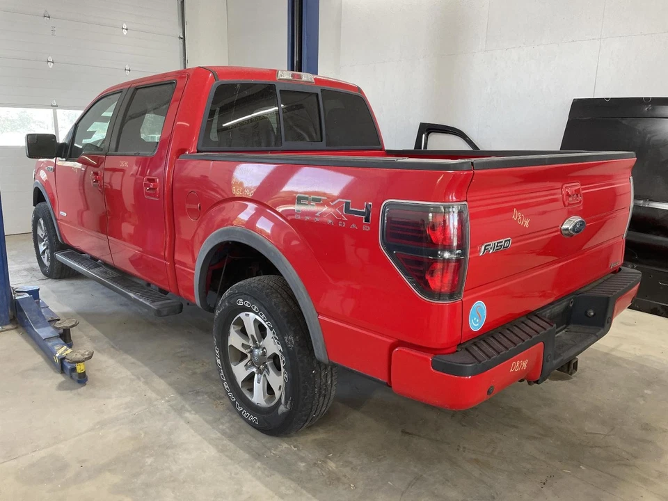 Used Driving Light fits: 2011 Ford F150 PICKUP Fog-Driving bumper mounted Grade - Image 3 of 4