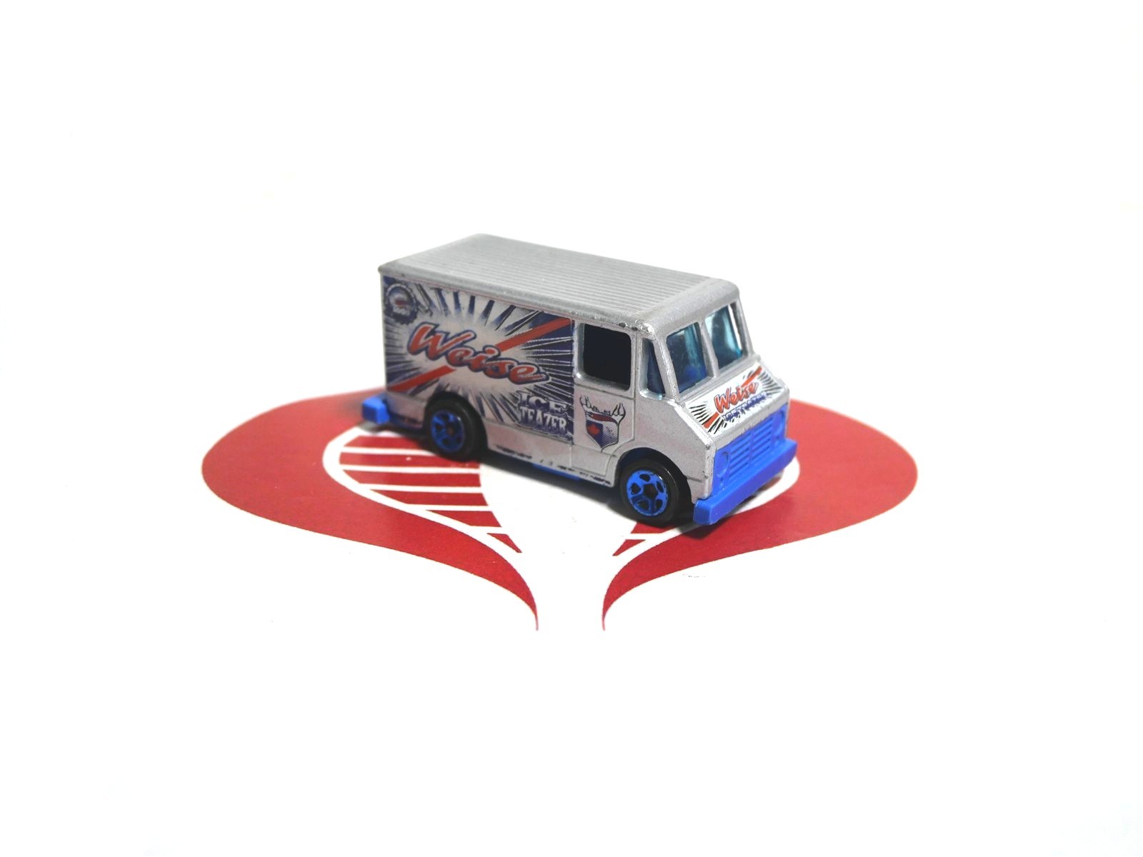HOT WHEELS 1:64 Combat Ambulance 2003 Carbonated Cruisers Series