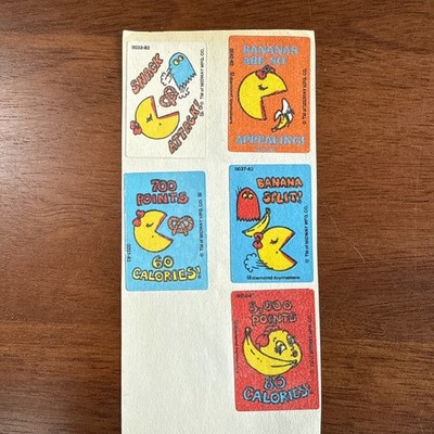 Vintage DIAMOND TOYMAKERS 1980 MS PAC-MAN Scratch & Sniff Sticker PRETZEL BANANA