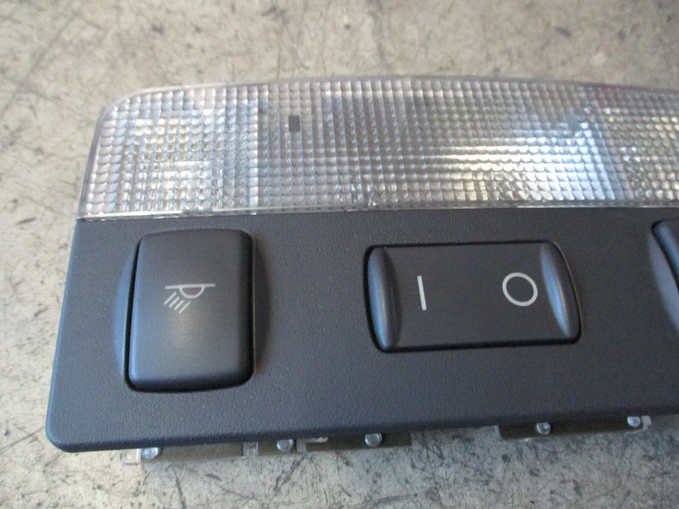 Luz interior Audi TT 8N luz de lectura negra 8N8947111 6CV Foto 3 de 4