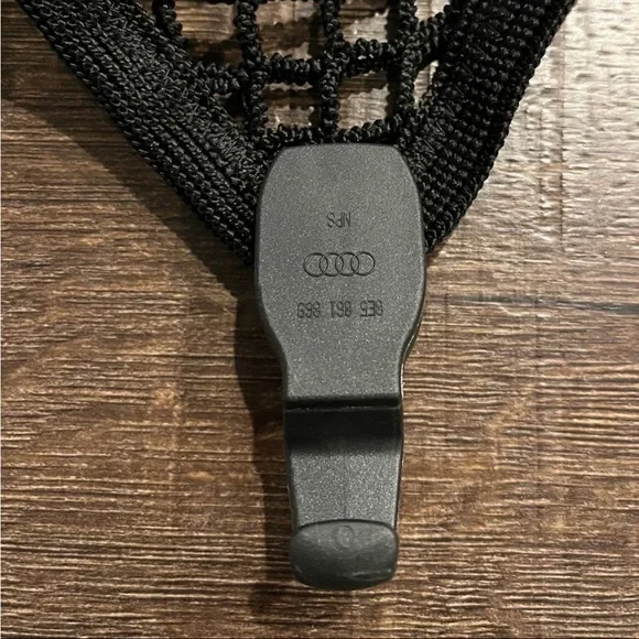 Audi | Red de carga A4 (2002 - 2017) Foto 3 de 3