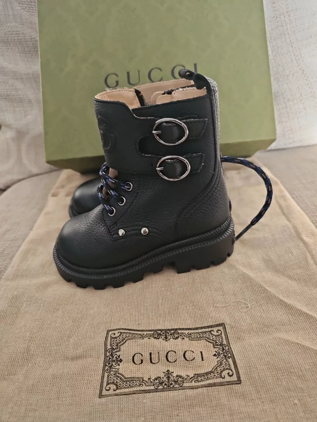 Bottes enfant Kurt Geiger cuir noir Gucci taille 22 bébé