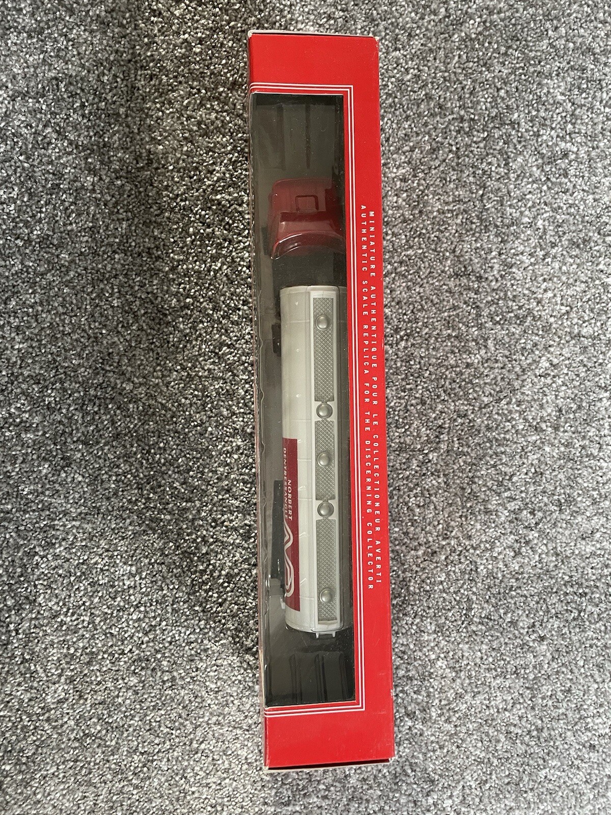Picture 3 of 15