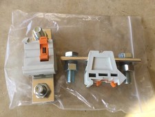 2 X Siemens SWH1060-0AQ00 Flat Type Terminal