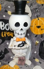 Cynthia Rowley Uncle Billy Bones Halloween Skeleton Statue Holding Raven RIP 12"