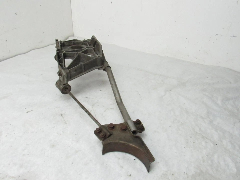 Soporte de montaje de silenciador de escape trasero Porsche Cayman S 2009 06-12 |:Y Foto 2 de 4