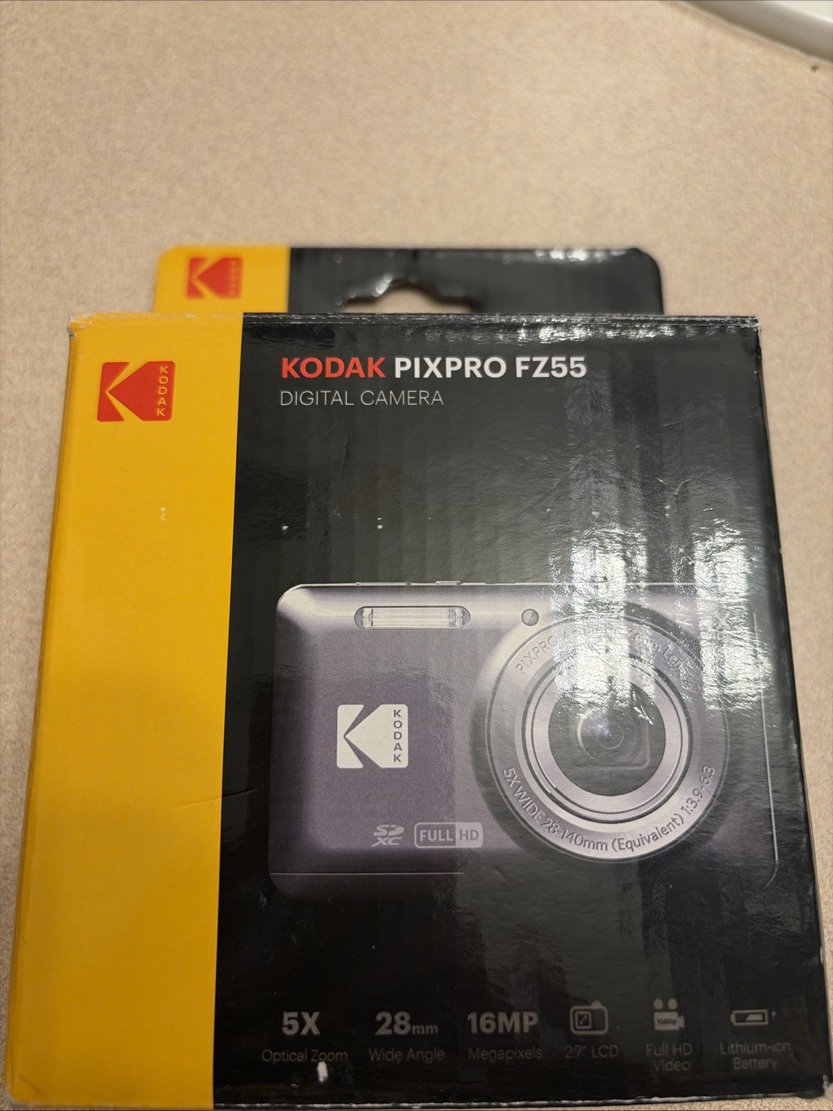 Kodak PIXPRO FZ55 16 MP Digital Compact Camera - Black (FZ55BK)