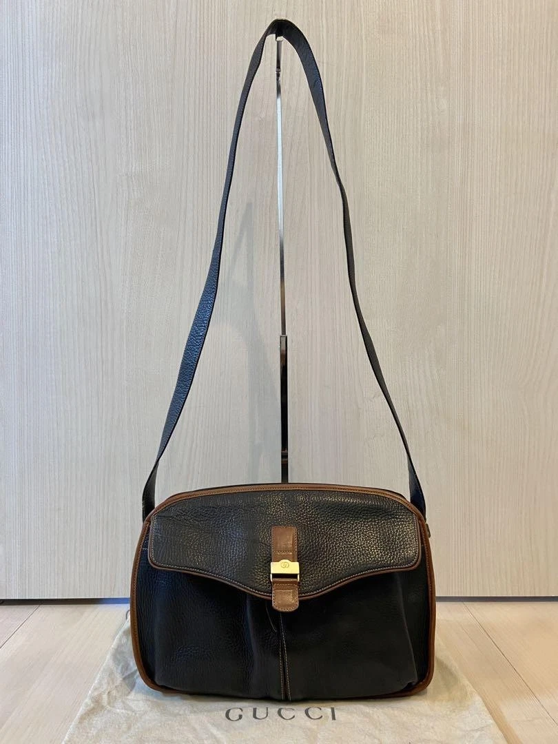 Ancien sac bandoulière Gucci tout cuir noir marron or quincaillerie