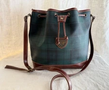 Vintage hunter green plaid drawstring bucket bag Carryland