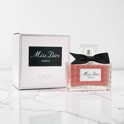 Dior Miss Dior Essence Essence Spray, Regular Size 3.4 fl oz