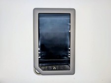 Barnes Noble Nook Color Tablet 8GB w/ Leather Case Bundle, Wi-Fi, 7in BNTV250A