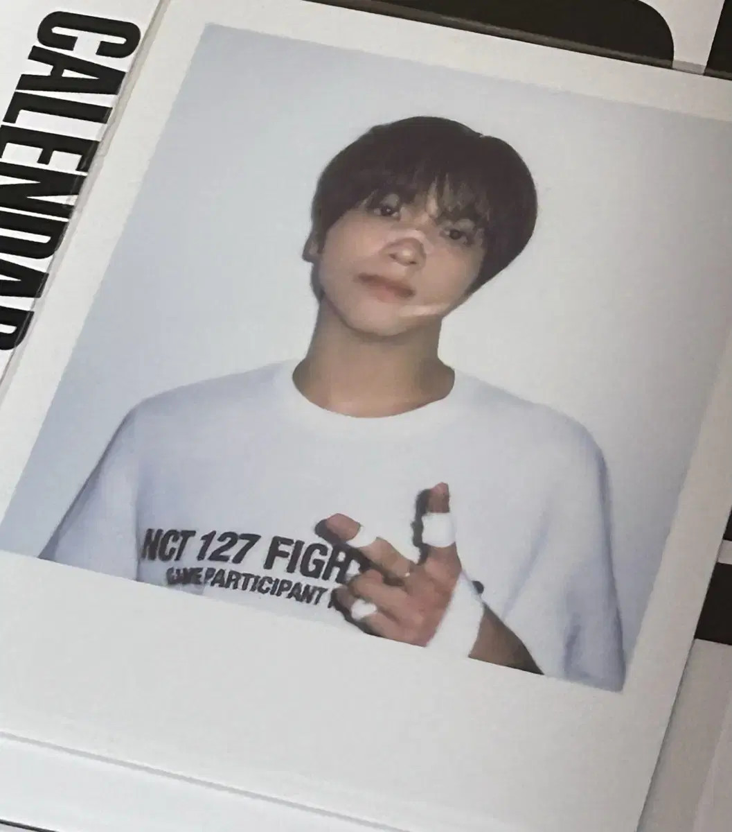 2025 season's greetings Haechan Polaroid/ NCity 127 nct 127 | eBay