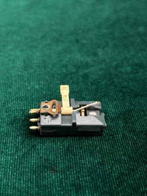 Cartouche phono stéréo céramique vintage BSR type C1 avec stylet rabattable S... - Photo 1/4