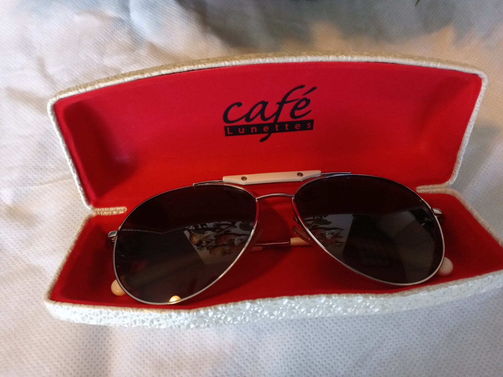 Aviator Sunglasses, UNISEX,  Michael KORS, Brown Lenses, Hard Case, POLARIZED-image