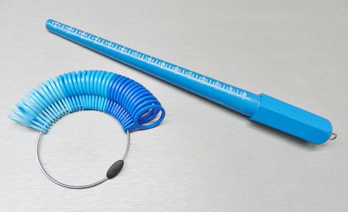 Plastic Ring Sizer Stick & Finger Measuring Gauge 2 Pc Ring Mandrel Tools Set - Picture 7 of 10