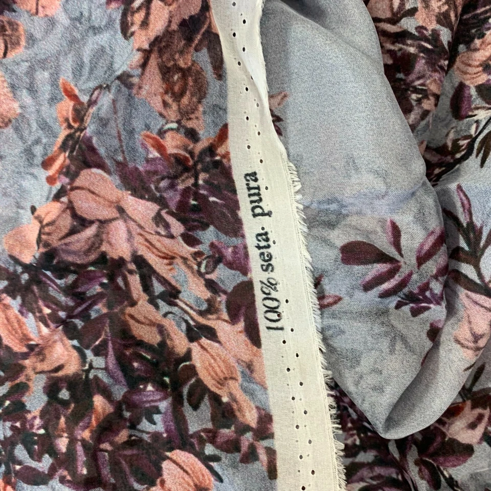 100% Alta Moda Silk Chiffon Grey/Pink Floral 0.7m x 1.35m Remnant, Dress, E67 - Image 2 of 2