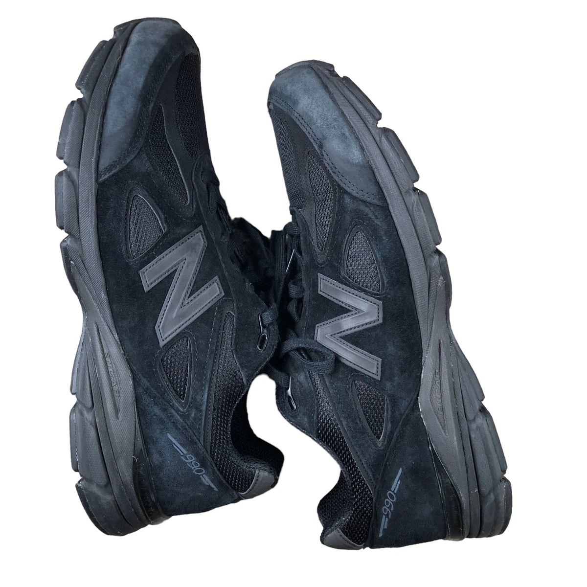 New balance 990 hotsell v4 triple black