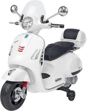 VESPA GTS CON SEDILE IN PELLE E BAULETTO BIANCA
