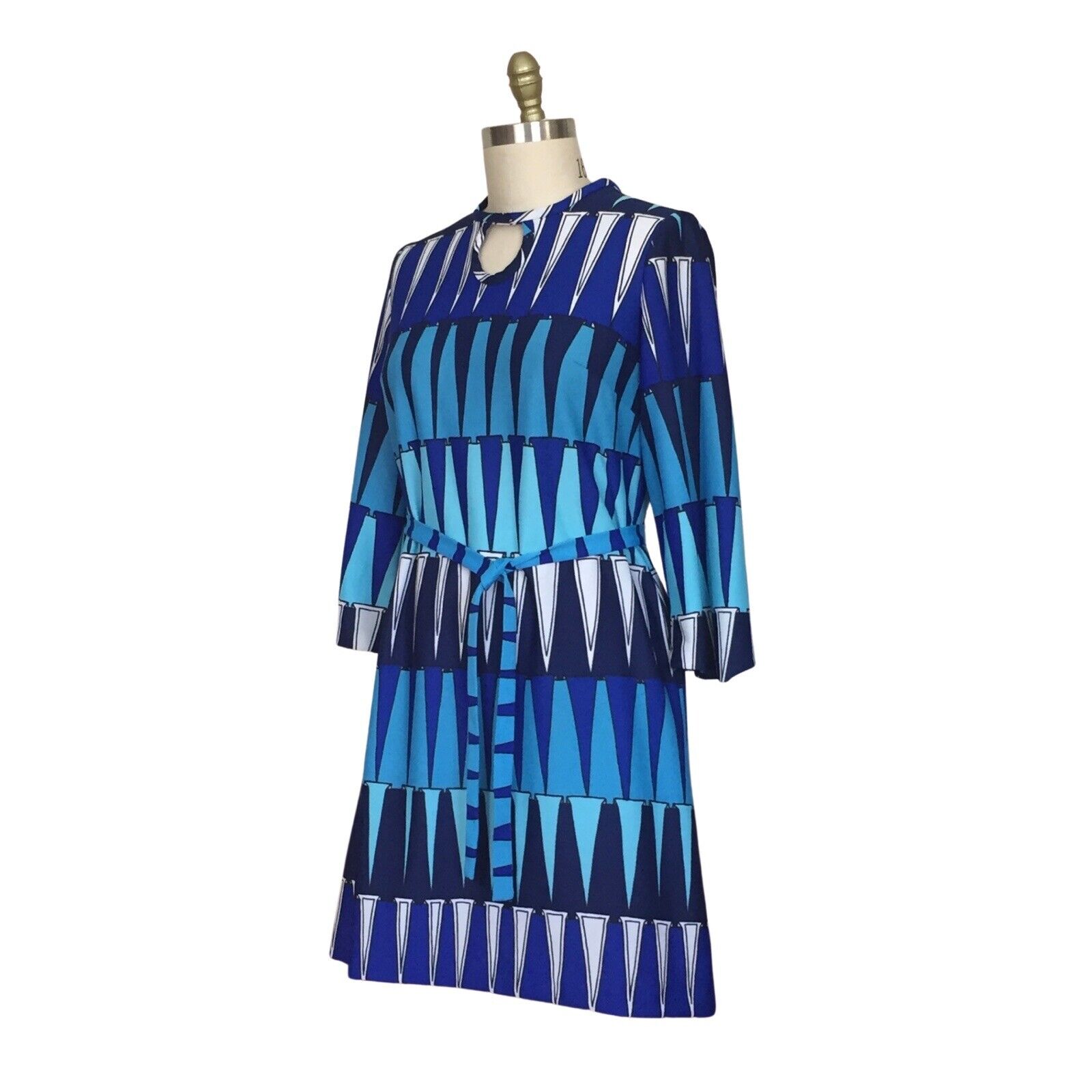 Vintage 1960s Plus Size Blue Geometric Mod Dress … - image 2