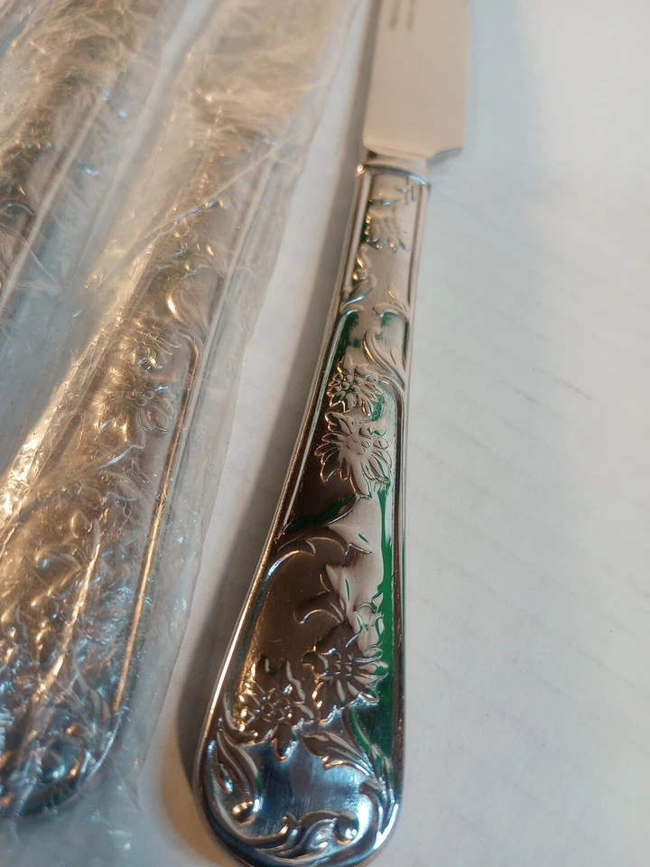 6 cuchillos para carne Queens Garden Reed & Barton cubiertos de acero inoxidable brillante Foto 2 de 4