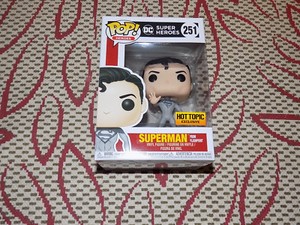 funko pop superman flashpoint