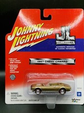 Johnny Lightning Collection 1967 Chevy Camaro (B140)