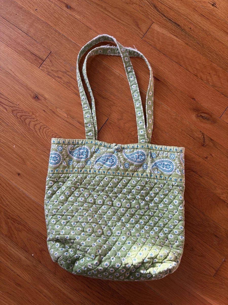 ? Vera Bradley rare 2004 apple green blue & white daisy floral design bag Vera Bradley Large Tote Bag Daisy Pattern Green Blue Floral  main image 4