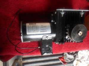 bison gear motor model 026-065-0745 with sproket